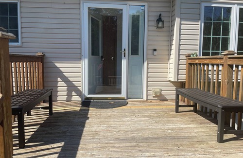 Oxford House | 10 Acre Grand Meadow Retreat