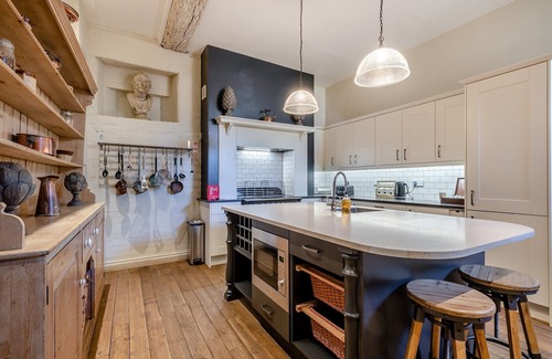 Brampton Cottage | 10 bedroom accommodation in Oxnead, near Brampton