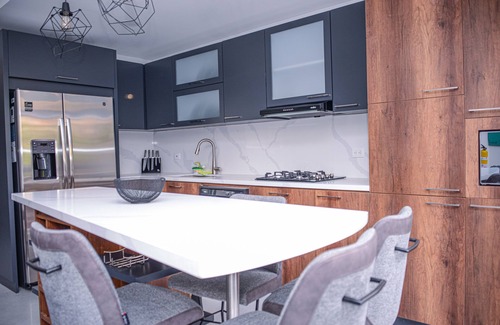 Astorga House | 10 Bedroom Building Both Penthouses included inside Lleras