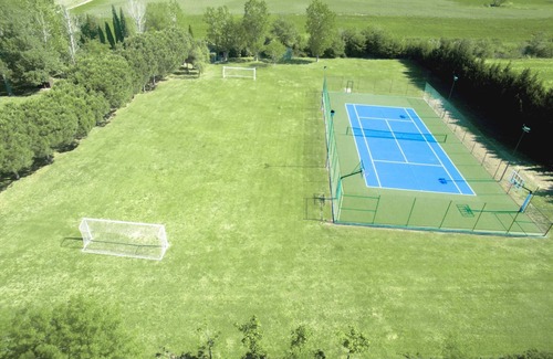 Sils Villa | 10 Bedrooms Villa|Tennis & Basketball court|Soccer Field|Near Beaches &Barcelona
