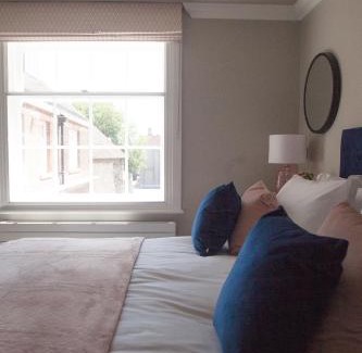 Bootham Apartment | 10 Bootham House - luxury city centre apartment with free parking for one car
