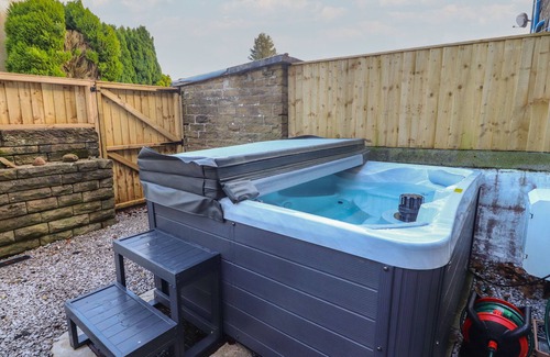 Skipton Cottage | 10 Haw Grove