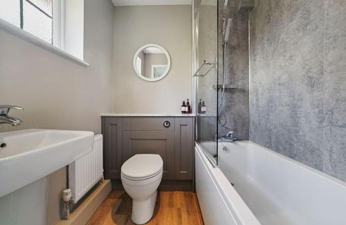 Horringer House | 10 Holly Close