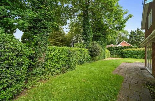 Horringer House | 10 Holly Close
