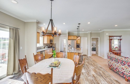 Aztec House | 10 Mi to Aztec Ruins: Family Home w/Large Yard!