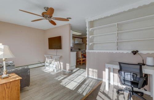 Aurora Apartment | 10 Mi to Denver Horse Farm Apartment in Aurora!