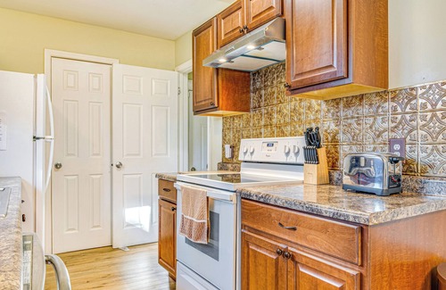 Indianapolis House | ~ 10 Mi to Dtwn: Indianapolis Home w/Game Room!