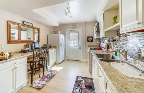 Sedona Apartment | 10 Mi to Dtwn Pet-Friendly Sedona Getaway!
