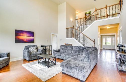 Gulfport House | 10 Mi to Gulfport Beaches Family Home with Patio