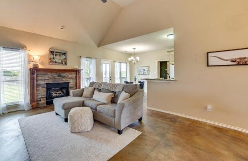 Wills Point House | 10 Mi to Lake Tawakoni Family Wills Point Getaway