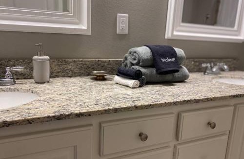 Amarillo House | 10 min airport 15 min PD Canyon