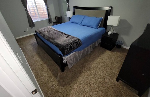 West Valley City House | 10 min from Airport & DT | Spacious rooms | Private Entry
