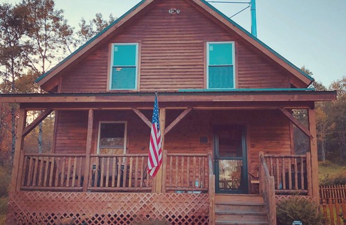 Laurens Cabin | 10 MINS to Allstar Village, 20 MINS to Dreamspark