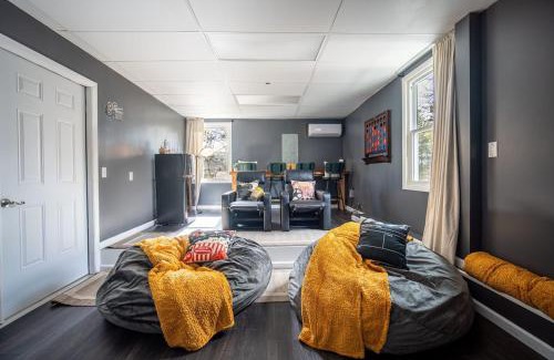 Asheville House | 10 mins to DT Asheville Pool Hot Tub Game Room