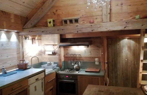 Dingy-Saint-Clair Ski Chalet | 10 minutes from Lake Annecy, charming cabin-style chalet