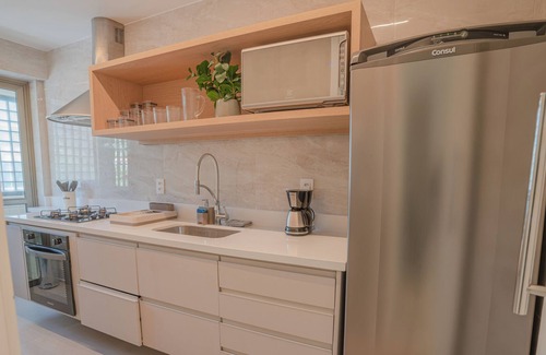 Sao Conrado Apartment | 10 minutes from the beach. Family sized apartment with poll and terrace!