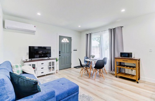 Fullerton House | 10 minutes from Disneyland House-204