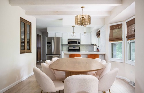 Wyoming House | 10 minutes from GR. High end retro retreat with hot tub, bar, and board games.
