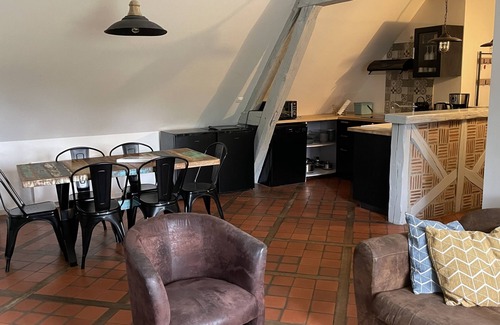 Dormelles Apartment | 10 minutes from Moret sur Loing, gite surrounded by nature