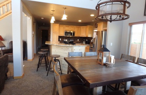Salida House | 10 Minutes To Monarch Mountain, the Arkansas River and 10 Minutes To Salida!