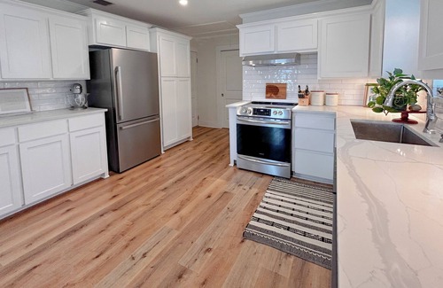 Portland House | 10 minutes to the Texas State Aquarium & Hurricane Alley Waterpark!