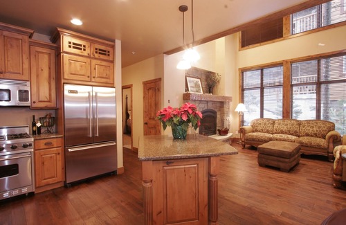 Whitefish House | 10% OFF- w/5 Pd nites booked 3 mo in advance, no holidays or discounts for 2024.