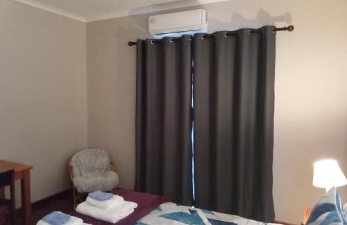 Paarl Bed & Breakfast | 10 on Fairview B&B