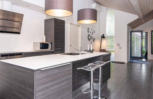 Øksenmølle House | 10 person holiday home in Ebeltoft