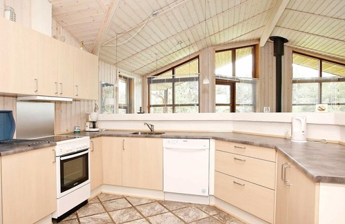 Brovst House | 10 person holiday home in Brovst