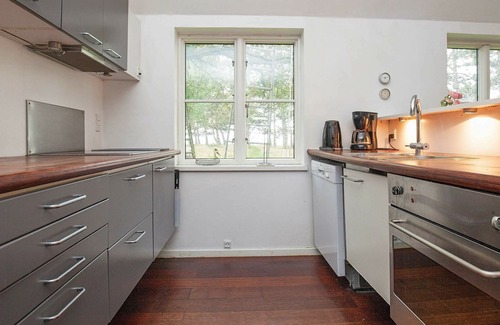 Askeby House | 10 person holiday home in Askeby
