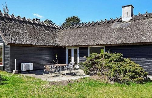Hoeve Strand House | 10 person holiday home in F revejle