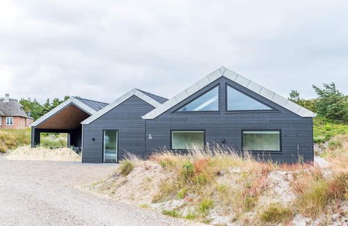 Henne Strand House | 10 person holiday home in Henne