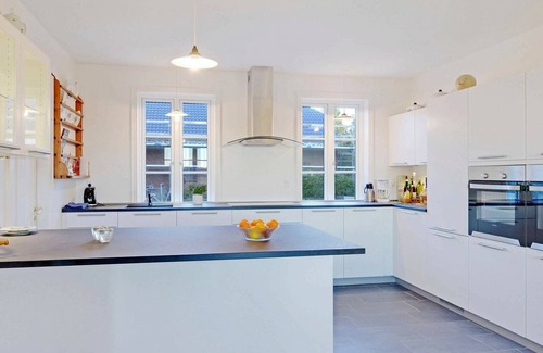 Ho House | 10 person holiday home in Oksbøl