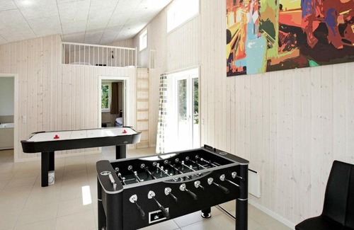 Blavand Strand House | 10 person holiday home in Bl vand
