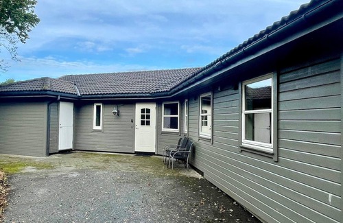 Sveio House | 10 person holiday home in Auklandshamn