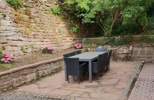 Malberg House | 10-personen-ferienhaus - Wochenende - Ferienhaus mit Schlossblick