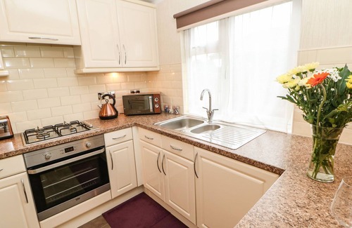 Tunstall Cottage | 10 Poppy Lodge