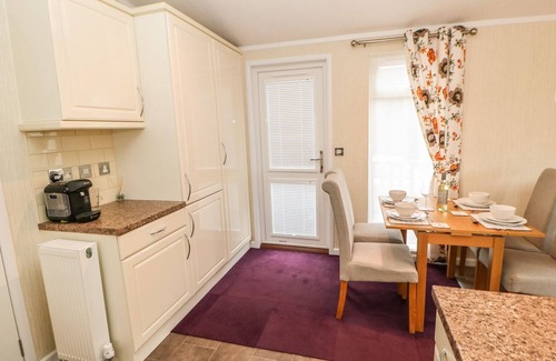 Tunstall Cottage | 10 POPPY LODGE, pet friendly in Catterick, North Yorkshire