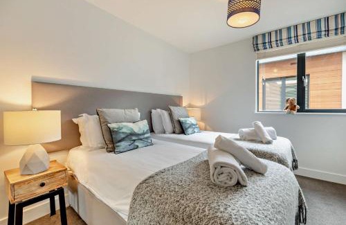 Mortehoe Apartment | 10 Putsborough - Luxury Apartment at Byron Woolacombe, only 4 minute walk to Woolacombe Beach!