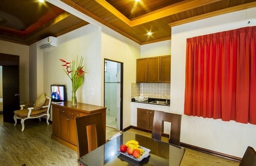 Jomtien House | 10 rooms pratamnak villa NEAR WALKING