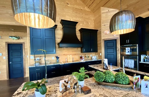 Bremen House | 10% Savings - No steps to lake! Fiber Internet! Luxury Lake Home, Big Water!