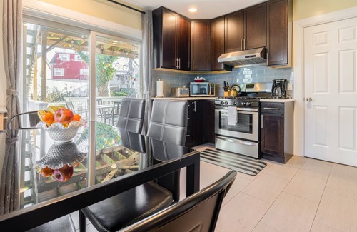 Tarrytown House | ★10 Top Rated Town ★ Bridge View ★ Train to NYC!