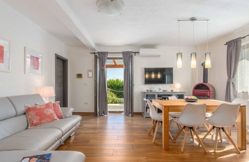 Nova Vas House | 100 m² House ∙ 3 bedrooms ∙ 6 guests