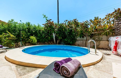 Cala Llombards Villa | 100 m² Villa ∙ 3 bedrooms ∙ 6 guests