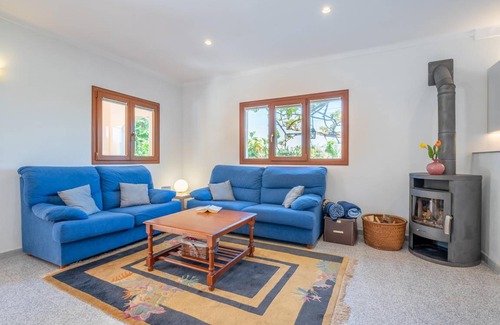 Cala Llombards Villa | 100 m² Villa ∙ 3 bedrooms ∙ 6 guests