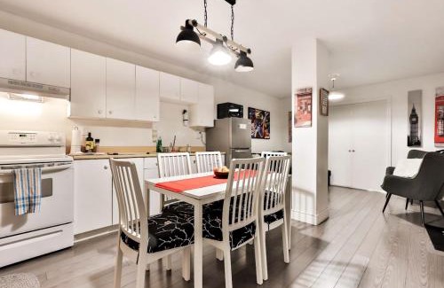 Gay Village Apartment | 100 METERS to METRO BEAUDRY - FULL APARTMENTS - 1 minute walk to the FAMOUS ST CATHERINE STREET - Montcalm units