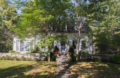 Roxbury House | 100% ROXBURY! PoshPadsCT "JUDD'S BRIDGE" 1.5Hrs NYC, 5BR, Ski, Pool, Pond, BBQ