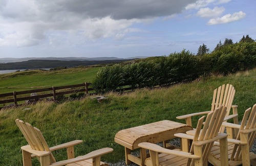 Kingsburgh House | 100 year old Renovated Cottage in North Skye