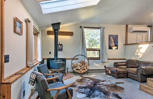 Bozeman House | 100-Year-Old Farmhouse ~ 11 Mi to Bozeman