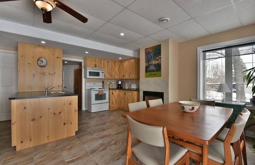 Edwardsburgh/Cardinal Apartment | 1000 ISLANDS WATERFRONT ACCOMMODATION